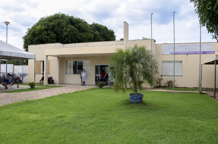 fachada-usf-712-sul-foto-raiza-milhomem-1-scaled