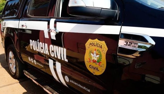 carro-da-policia-civil-sc