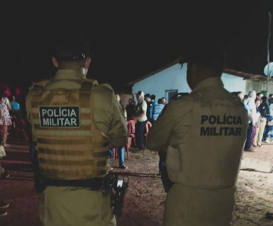 Suspeito de matar idoso é preso enquanto dormia na casa dos avós com o corpo ensanguentado
