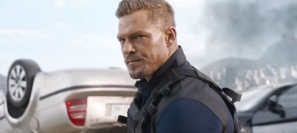 Alan Ritchson, Simone Mendes, Rihanna e mais famosos que brigaram, reclamaram ou denunciaram vizinhos