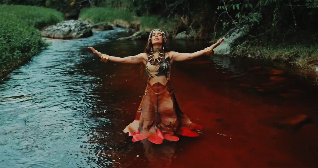 Anitta: antes de ‘Equilibrivm’, relembre a relação da cantora com o candomblé e a espiritualidade