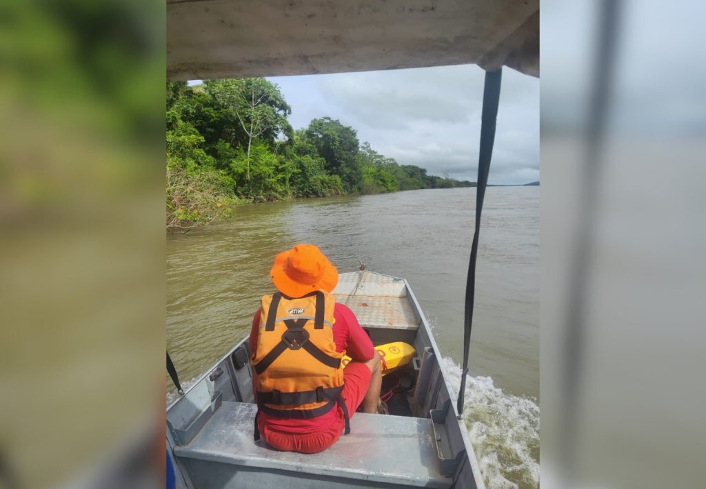 Duas pessoas desaparecem após embarcação afundar em rio do Tocantins