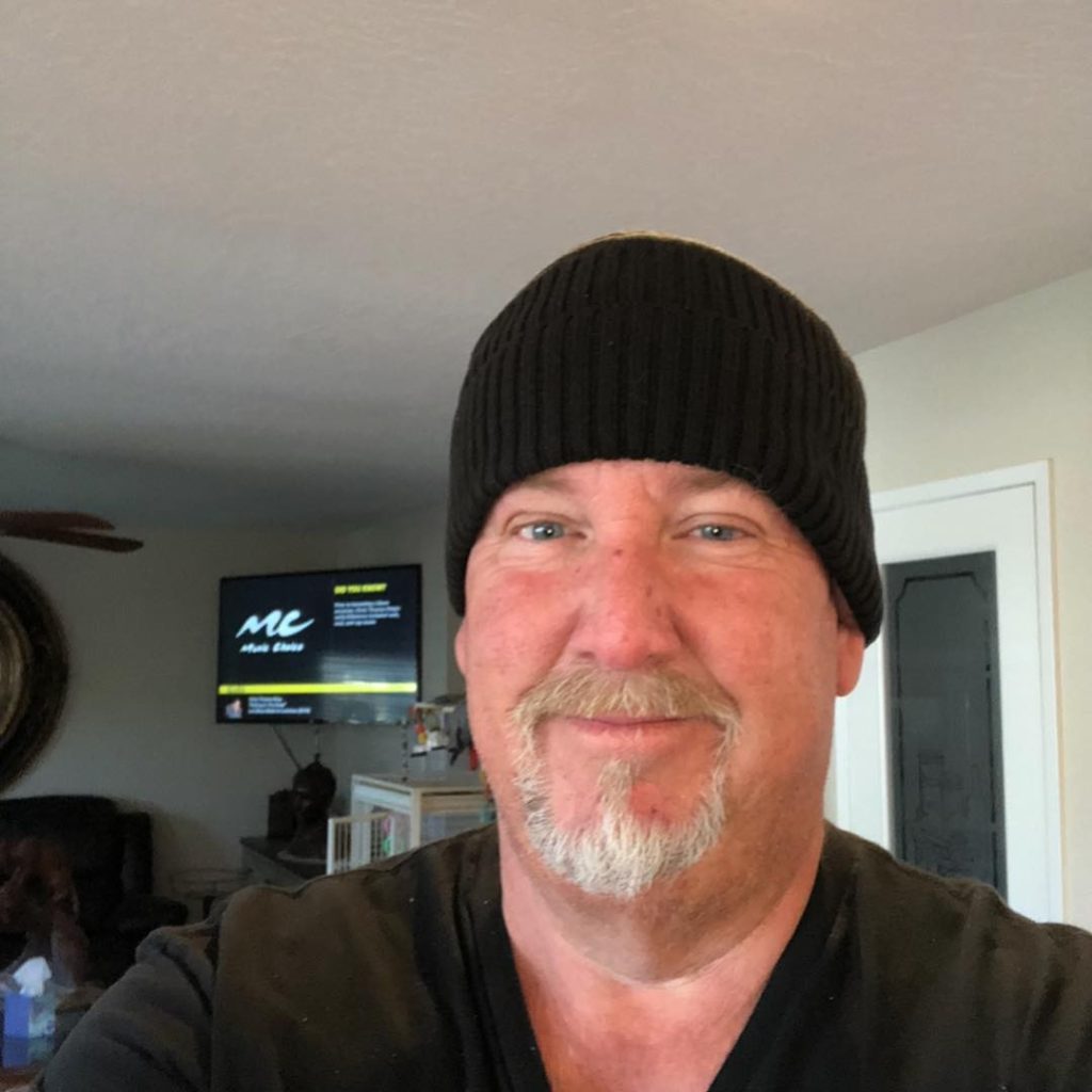 Darrell Sheets, do reality ‘Quem Dá Mais?’, morre aos 67 anos
